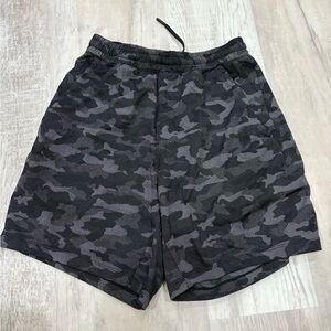 Men's lulu camo shorts